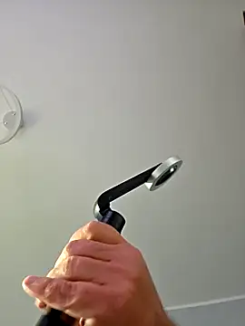 Snapshot of axecoman60 chatting on December 16, 2025, 9:25 am axecoman60 online show from December 16, 2025, 9:25 am