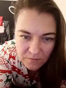 LunikaLunaX online show from January 9, 2026, 6:53 pm