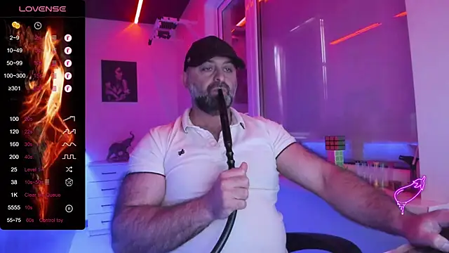 MAGABEAR077 online show from April 22, 2026, 9:44 am