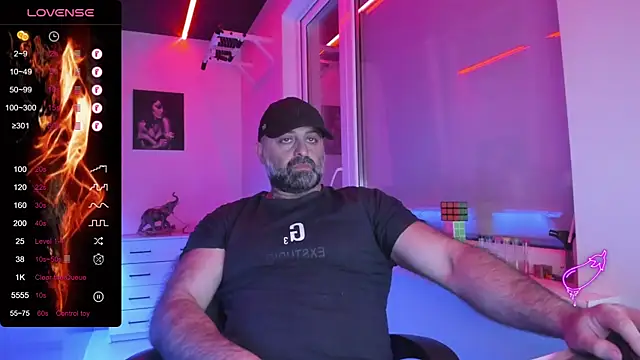 MAGABEAR077 online show from April 25, 2026, 5:21 pm