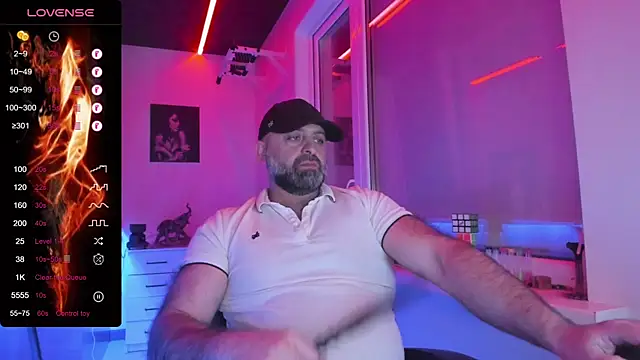 MAGABEAR077 online show from May 11, 2026, 5:21 pm