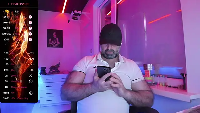 MAGABEAR077 online show from May 17, 2026, 8:12 am