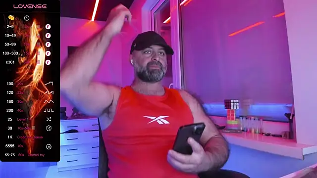 MAGABEAR077 online show from May 17, 2026, 8:16 pm