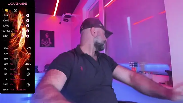 MAGABEAR077 online show from May 24, 2026, 4:34 pm