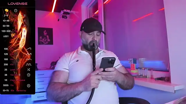 MAGABEAR077 online show from May 28, 2026, 8:39 pm