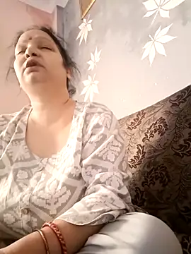 Kavya kapoor online show from March 18, 2025, 1:43 am