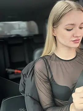 Snapshot of Devill_Angel_ chatting on March 4, 2025, 6:47 am Devill Angel online show from March 4, 2025, 6:47 am