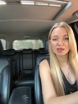 Snapshot of Devill_Angel_ chatting on September 12, 2025, 11:43 am Devill Angel online show from September 12, 2025, 11:43 am