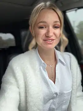 Snapshot of Devill_Angel_ chatting on September 24, 2025, 11:13 am Devill Angel online show from September 24, 2025, 11:13 am