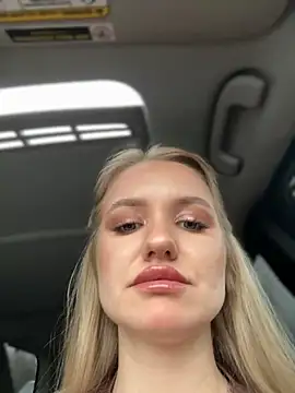 Snapshot of Devill_Angel_ chatting on November 8, 2025, 10:48 am Devill Angel online show from November 8, 2025, 10:48 am