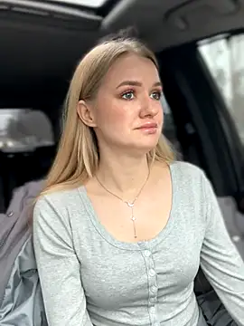 Snapshot of Devill_Angel_ chatting on November 30, 2025, 10:08 am Devill Angel online show from November 30, 2025, 10:08 am