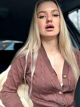 Snapshot of Devill_Angel_ chatting on December 18, 2025, 10:21 am Devill Angel online show from December 18, 2025, 10:21 am