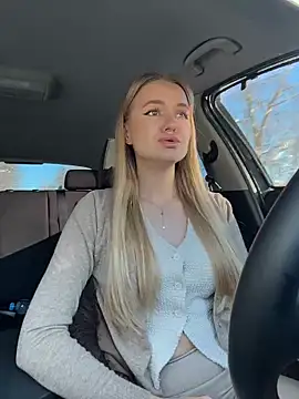 Snapshot of Devill_Angel_ chatting on February 14, 2026, 9:17 am Devill Angel online show from February 14, 2026, 9:17 am