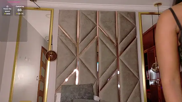 Snapshot of Lola_King chatting on February 15, 2025, 4:25 am Lola King online show from February 15, 2025, 4:25 am