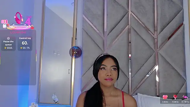 Snapshot of Lola_King chatting on November 5, 2025, 10:54 pm Lola King online show from November 5, 2025, 10:54 pm