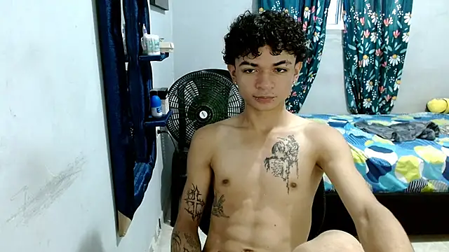 Snapshot of Lovebeng_ chatting on March 17, 2025, 10:38 pm Lovebeng online show from March 17, 2025, 10:38 pm