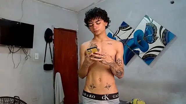 Snapshot of Lovebeng_ chatting on September 29, 2025, 7:51 pm Lovebeng online show from September 29, 2025, 7:51 pm