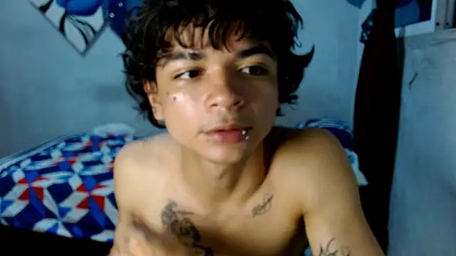 Snapshot of Lovebeng_ chatting on September 30, 2025, 10:59 pm Lovebeng online show from September 30, 2025, 10:59 pm