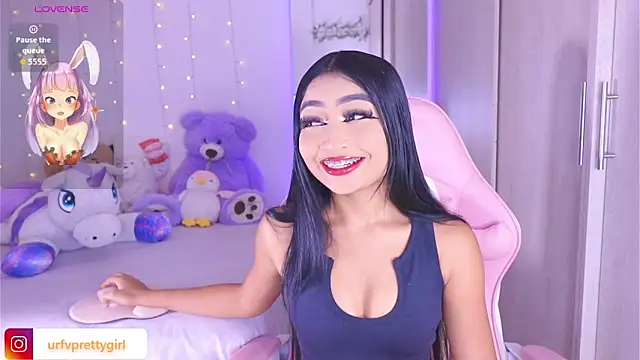 Snapshot of urfavprettygirl chatting on June 5, 2026, 9:15 am urfavprettygirl online show from June 5, 2026, 9:15 am