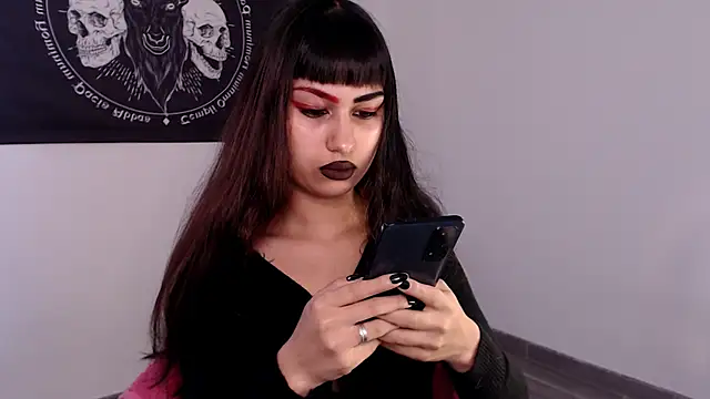 Snapshot of Little-Lucifer chatting on November 11, 2025, 8:31 pm Little-Lucifer online show from November 11, 2025, 8:31 pm