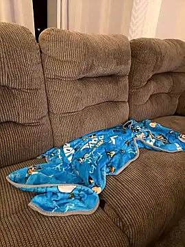 Snapshot of PuckBunny17 chatting on January 7, 2026, 11:51 pm PuckBunny17 online show from January 7, 2026, 11:51 pm