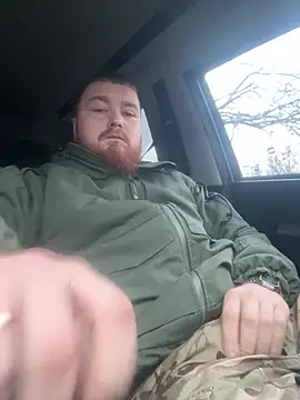 Snapshot of Artur6663 chatting on December 27, 2024, 6:14 am Artur6663 online show from December 27, 2024, 6:14 am