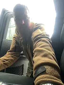 Snapshot of Artur6663 chatting on December 28, 2024, 9:42 am Artur6663 online show from December 28, 2024, 9:42 am