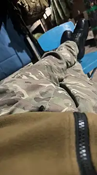 Snapshot of Artur6663 chatting on February 24, 2025, 11:32 am Artur6663 online show from February 24, 2025, 11:32 am