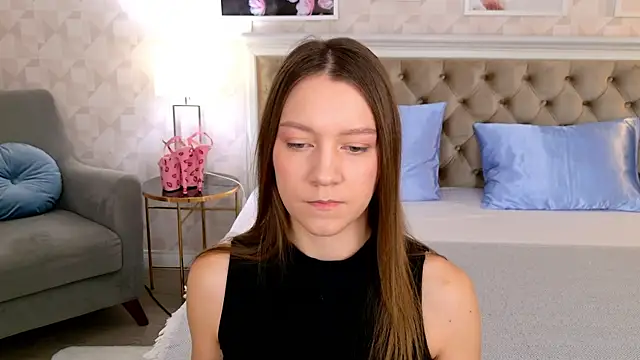 Snapshot of AliceBrayan chatting on February 6, 2025, 5:14 am AliceBrayan online show from February 6, 2025, 5:14 am