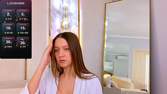 Snapshot of AliceBrayan chatting on March 2, 2025, 8:16 am AliceBrayan online show from March 2, 2025, 8:16 am