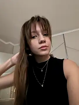 AliceBrayan online show from May 30, 2026, 5:10 pm