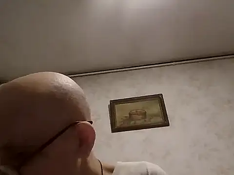 mariusica1xh online show from November 5, 2025, 10:43 pm