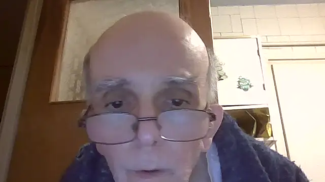 mariusica1xh online show from February 13, 2026, 11:23 pm