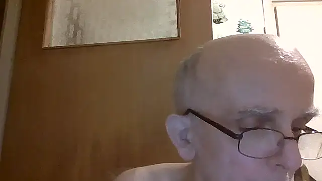 Snapshot of mariusica1@xh chatting on July 14, 2026, 2:05 am mariusica1xh online show from July 14, 2026, 2:05 am