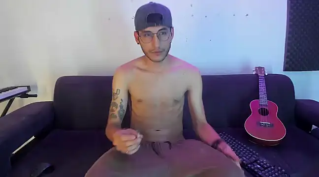 Henrikk senn online show from December 2, 2024, 11:45 am