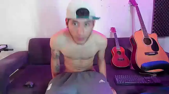 Henrikk senn online show from December 11, 2024, 12:23 pm