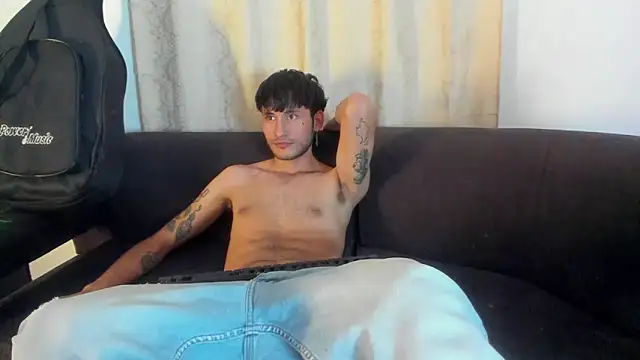 Henrikk senn online show from October 20, 2025, 12:22 am