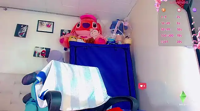 nicol gill  online show from January 18, 2025, 2:23 pm