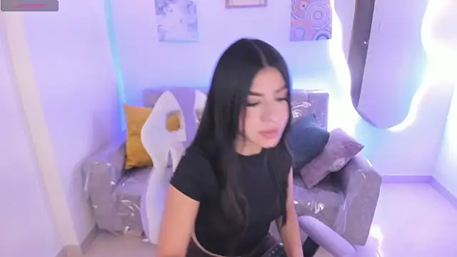 Snapshot of Charlotte_cowell_sub1_ chatting on November 8, 2025, 5:45 pm Charlotte cowell sub1 online show from November 8, 2025, 5:45 pm