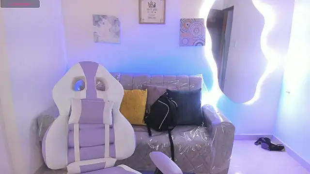 Snapshot of Charlotte_cowell_sub1_ chatting on November 27, 2025, 3:03 pm Charlotte cowell sub1 online show from November 27, 2025, 3:03 pm