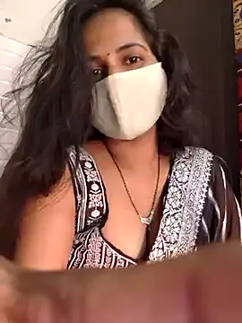 Snapshot of Nehubhabhi26 chatting on January 3, 2025, 4:48 pm Nehubhabhi26 online show from January 3, 2025, 4:48 pm