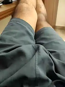 Snapshot of yoyokakshay_1996 chatting on February 5, 2025, 4:36 pm yoyokakshay 1996 online show from February 5, 2025, 4:36 pm