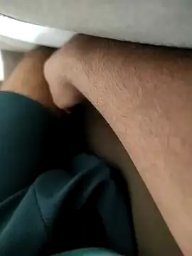 Snapshot of yoyokakshay_1996 chatting on February 11, 2025, 6:33 pm yoyokakshay 1996 online show from February 11, 2025, 6:33 pm