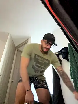 thomas gun online show from November 1, 2025, 6:04 am