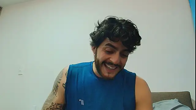 Snapshot of thomas_gun chatting on May 26, 2026, 1:12 am thomas gun online show from May 26, 2026, 1:12 am