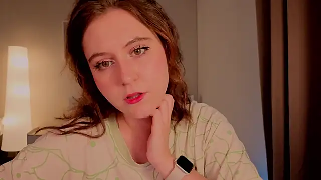 Diana Flower online show from November 30, 2025, 4:38 am