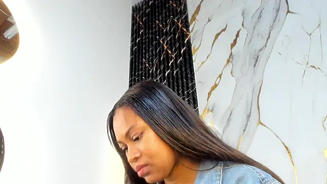 Snapshot of ebony_hot1 chatting on December 2, 2025, 3:29 pm ebony hot1 online show from December 2, 2025, 3:29 pm