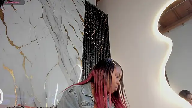 Snapshot of ebony_hot1 chatting on April 9, 2026, 1:16 pm ebony hot1 online show from April 9, 2026, 1:16 pm