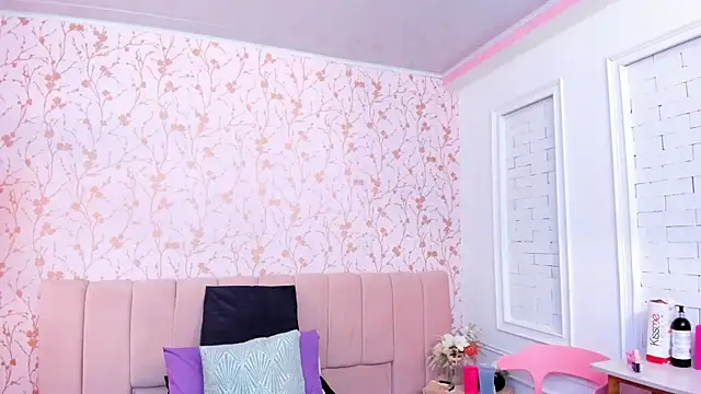 amber-hill online show from March 19, 2026, 1:59 pm