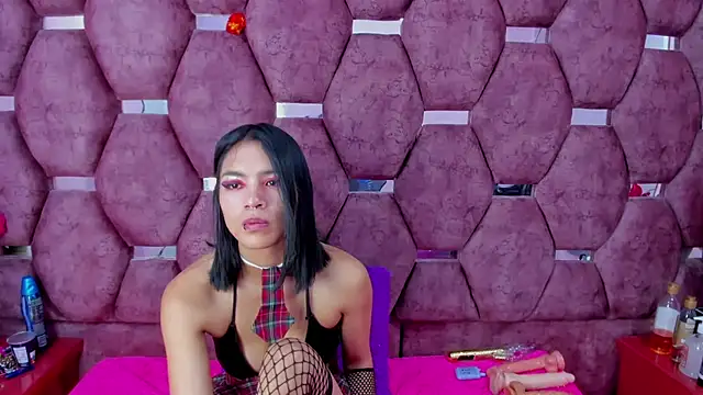 SaraLoveee  online show from December 19, 2024, 3:29 am